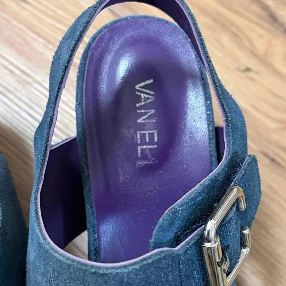Vaneli navy glitter strappy wedge sandals, size 8